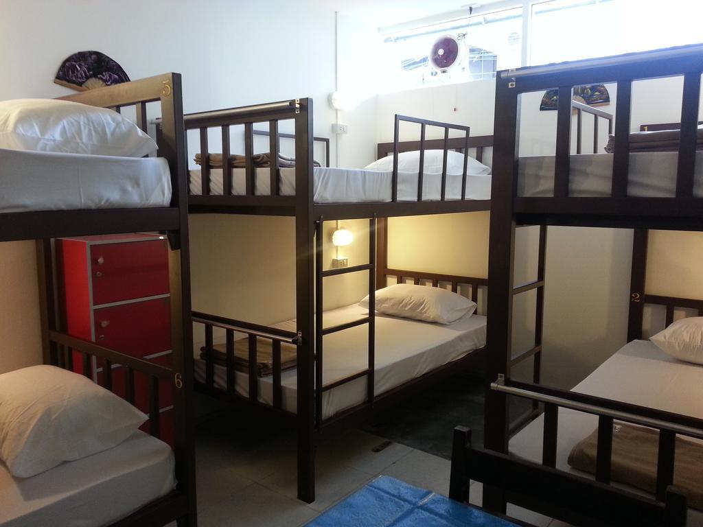 Dreams Guesthouse & Hostel Patong Kültér fotó