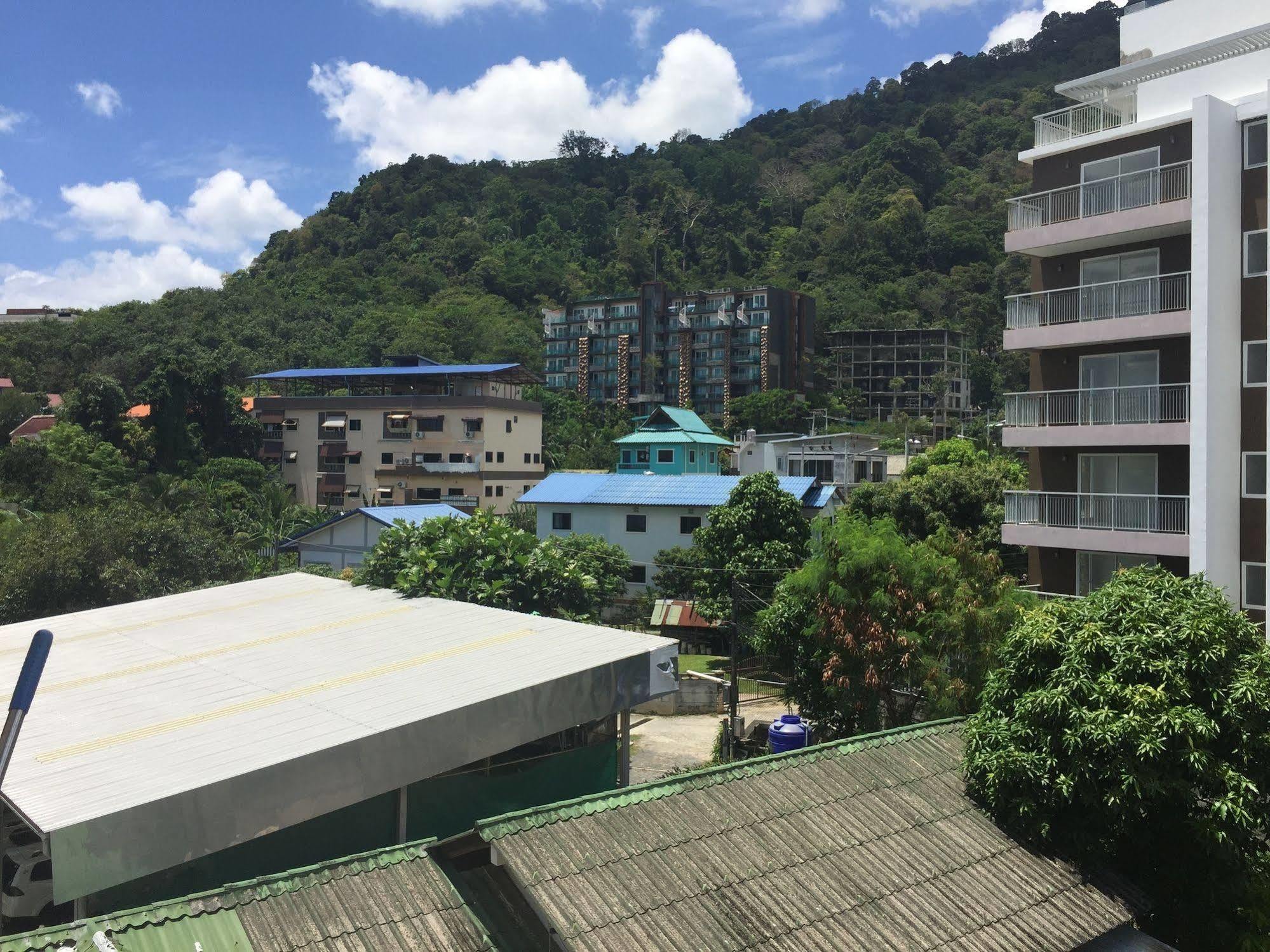 Dreams Guesthouse & Hostel Patong Kültér fotó